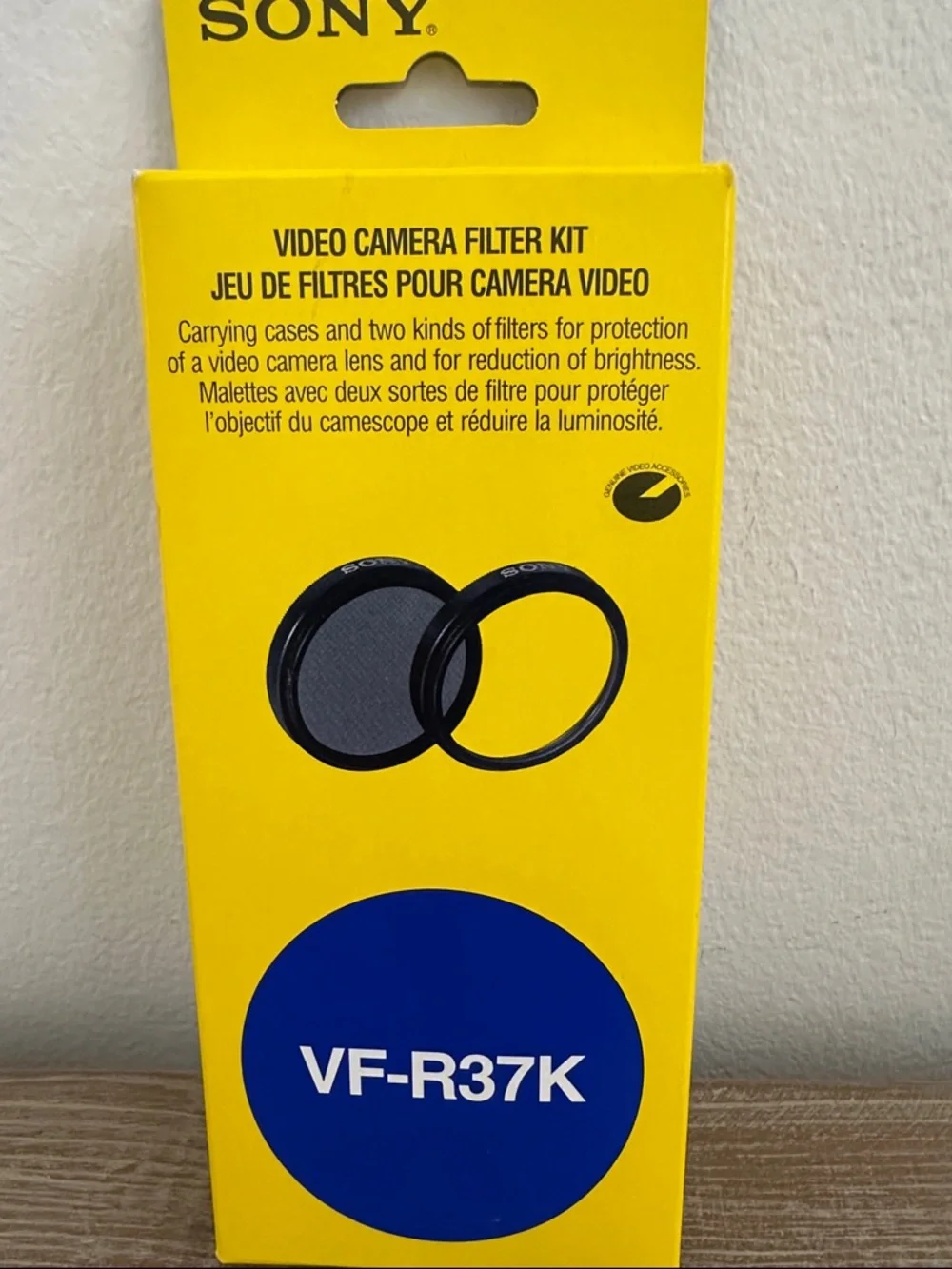 Sony VF-R37K Video Camera Filter Kit - Yellow & Blue Packaging